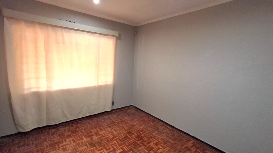 3 Bedroom Property for Sale in Roodia Free State